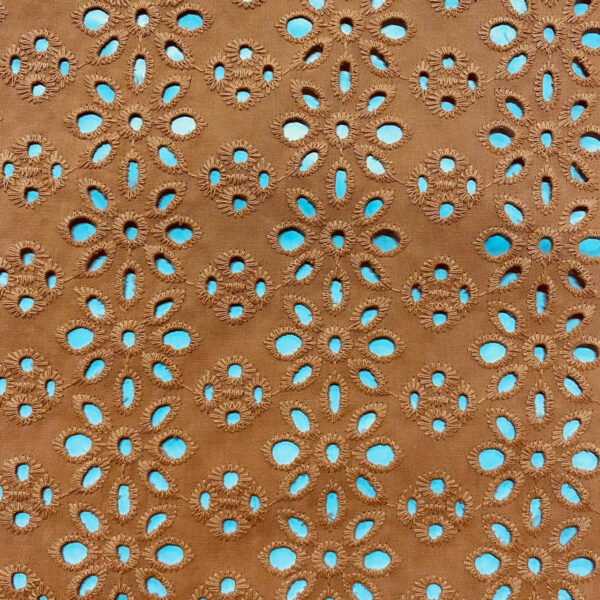 Ποπλίνα embroidery caramel