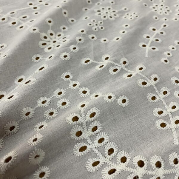 Ποπλίνα embroidery offwhite